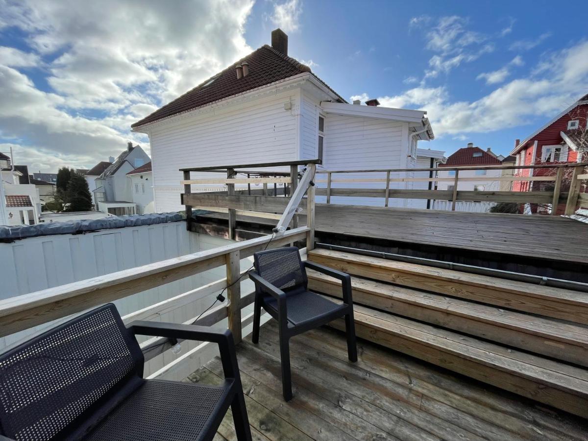 Central Bnb Stavanger At Bertis Ap 9 Generous Rooftop Terrace Exterior photo